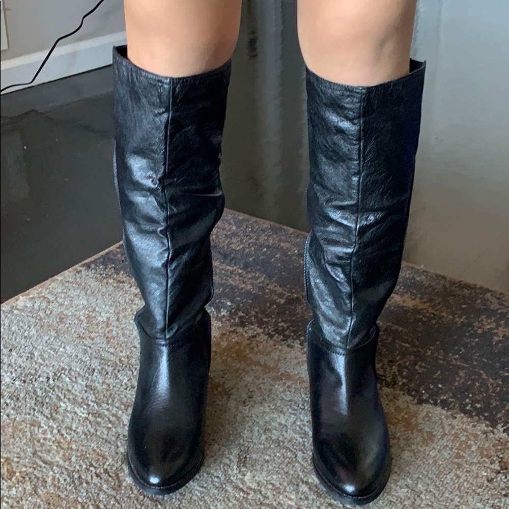 NIB Shoemint leather boots